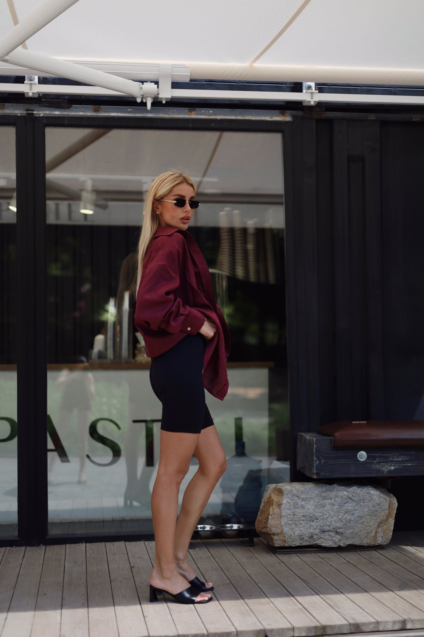 Linen shirt Marsala